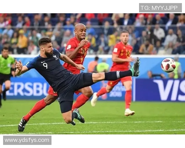 亨克与梅赫伦激战正酣谁能在这场对决中笑到最后